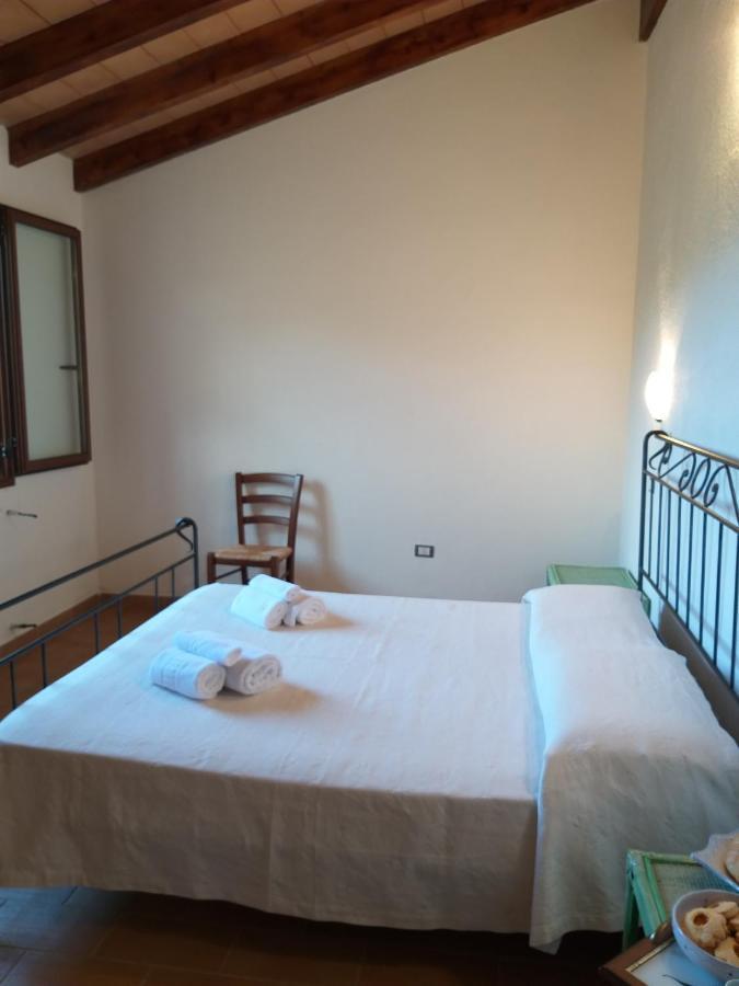Agriturismo Funtan'Arva Loculi Eksteriør billede